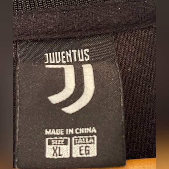 Black Juventes XL Pull Up - Picture 4 of 5